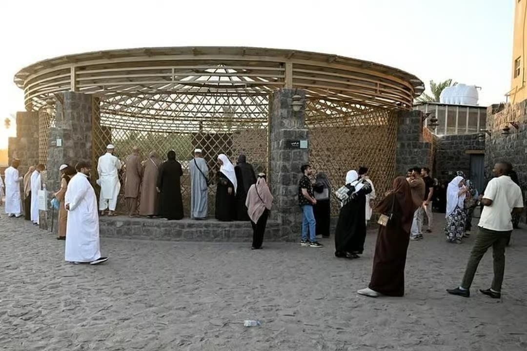 اتبع الخطوات الأولى للهجرة في المدينة المنورة
