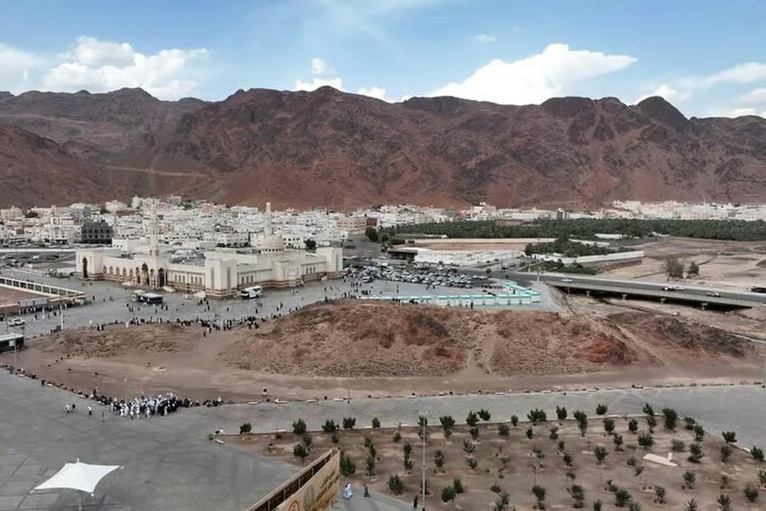 میدان جنگ احد کا خصوصی دورہ