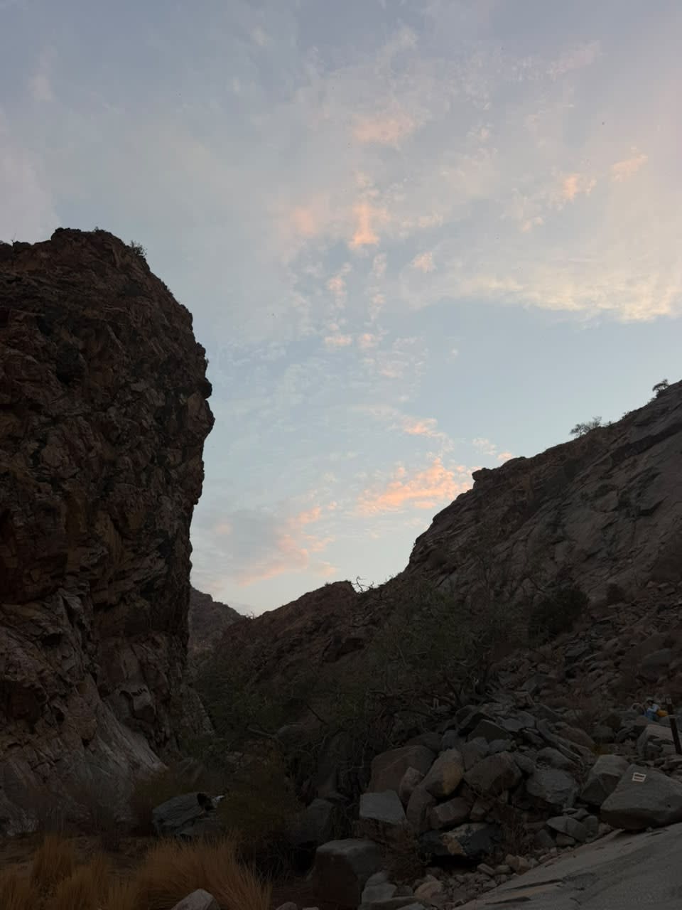 Taif: Vamos a acampar y hacer senderismo en Wadi Makhada.