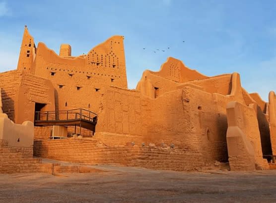 اكتشف سحر الدرعية التاريخية 🏛️🇸🇦