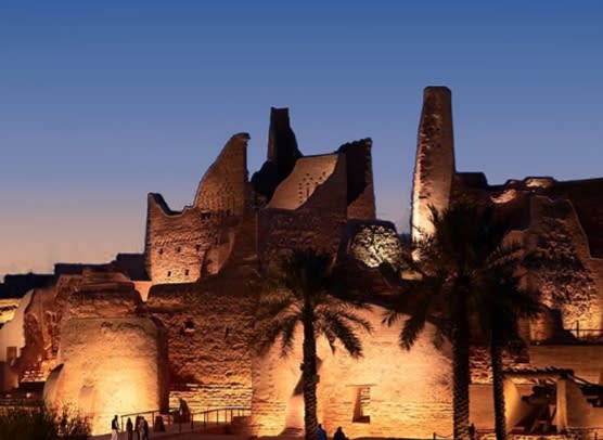 اكتشف سحر الدرعية التاريخية 🏛️🇸🇦