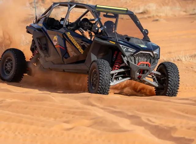 Hail: Safari buggy di antara bukit pasir dengan keramahan Arab.