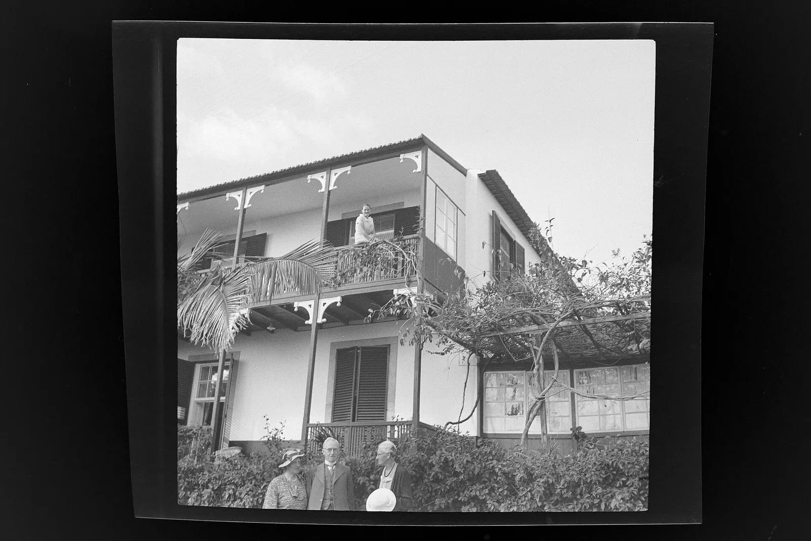 Woutje Hofstra in house, 1934-1936