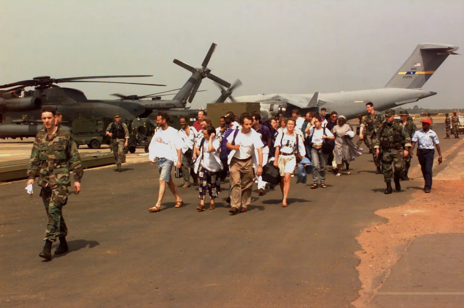 Defense.gov News Photo 960411-F-0954H-006