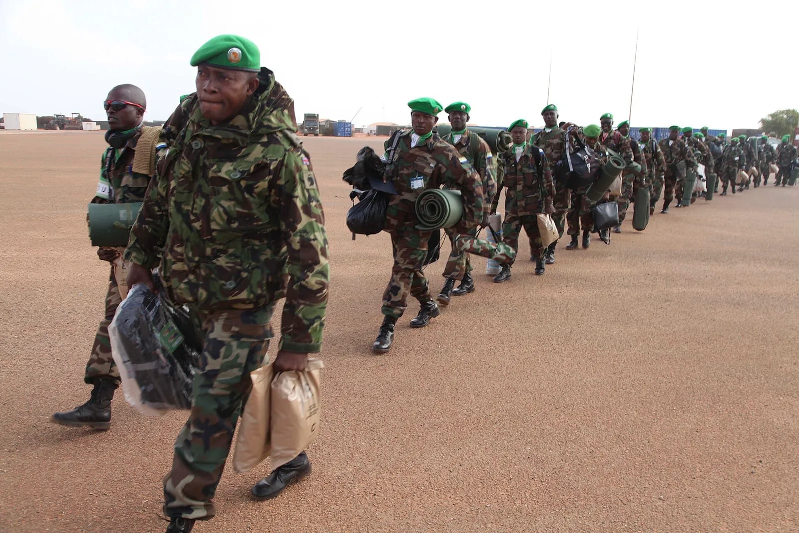 2015 01 15 Sierra Leone Battalion Returns Home-1 (16266613036)