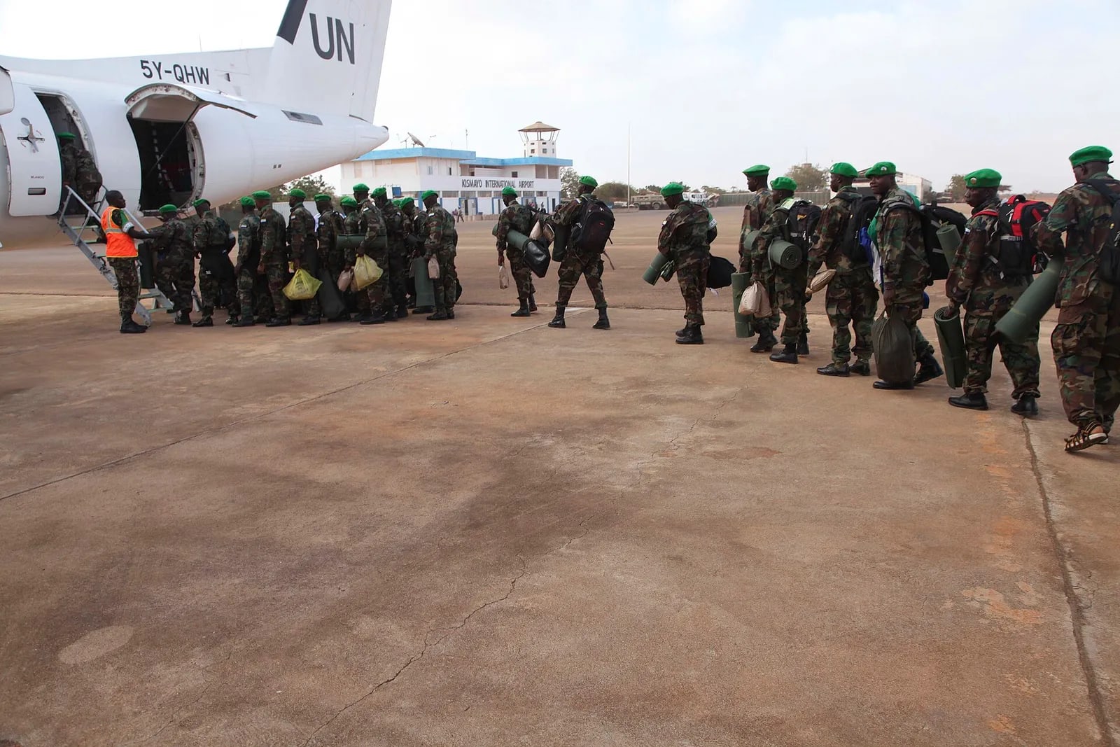 2015 01 15 Sierra Leone Battalion Returns Home-6 (16266612186)