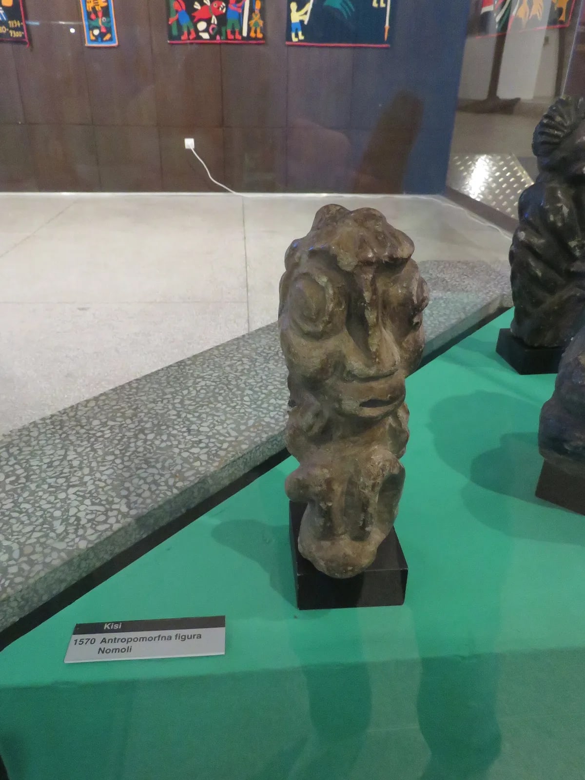 Nomoli anthropomorphic figurine, Kissi people, Sierra Leone 03