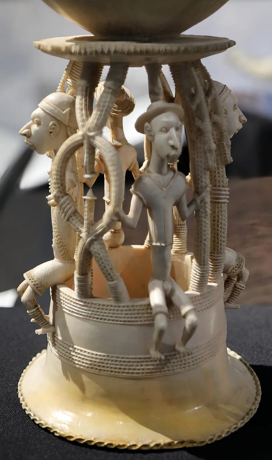 Sapi-Portuguese ivory saltcellar on a tall foot, 15th–16th century (4, base)