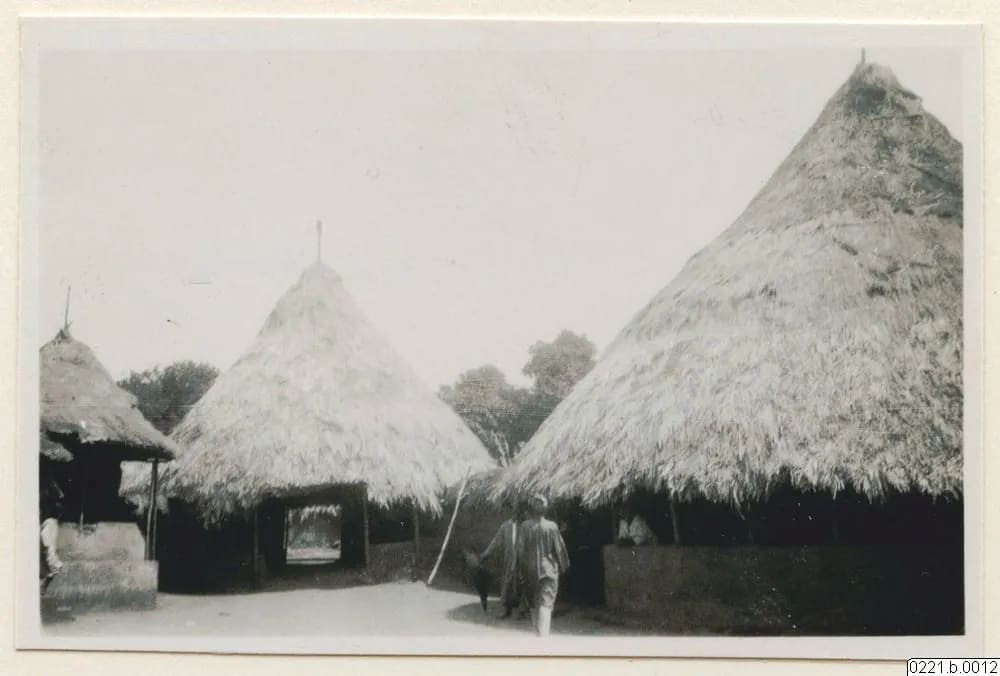 Thatched round houses, Kissi country, 1930–31