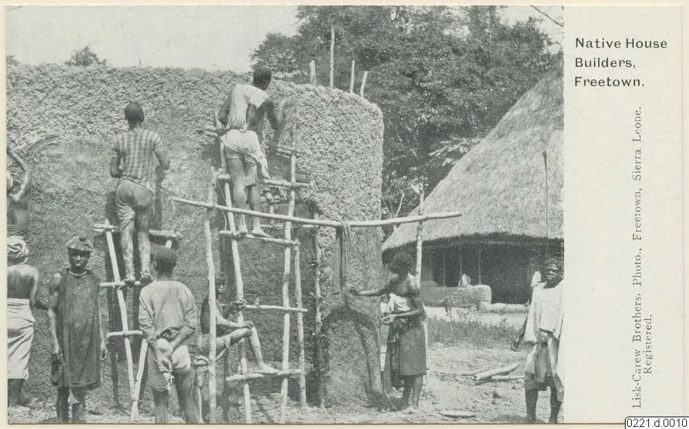 Native house builders, Freetown (Lisk-Carew postcard)
