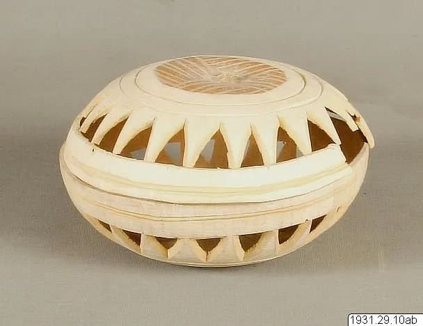 Carved calabash with a lid, painted white, Sierra Leone peninsula
