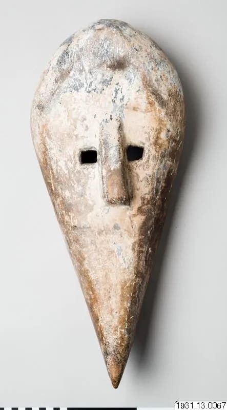 Wooden face mask