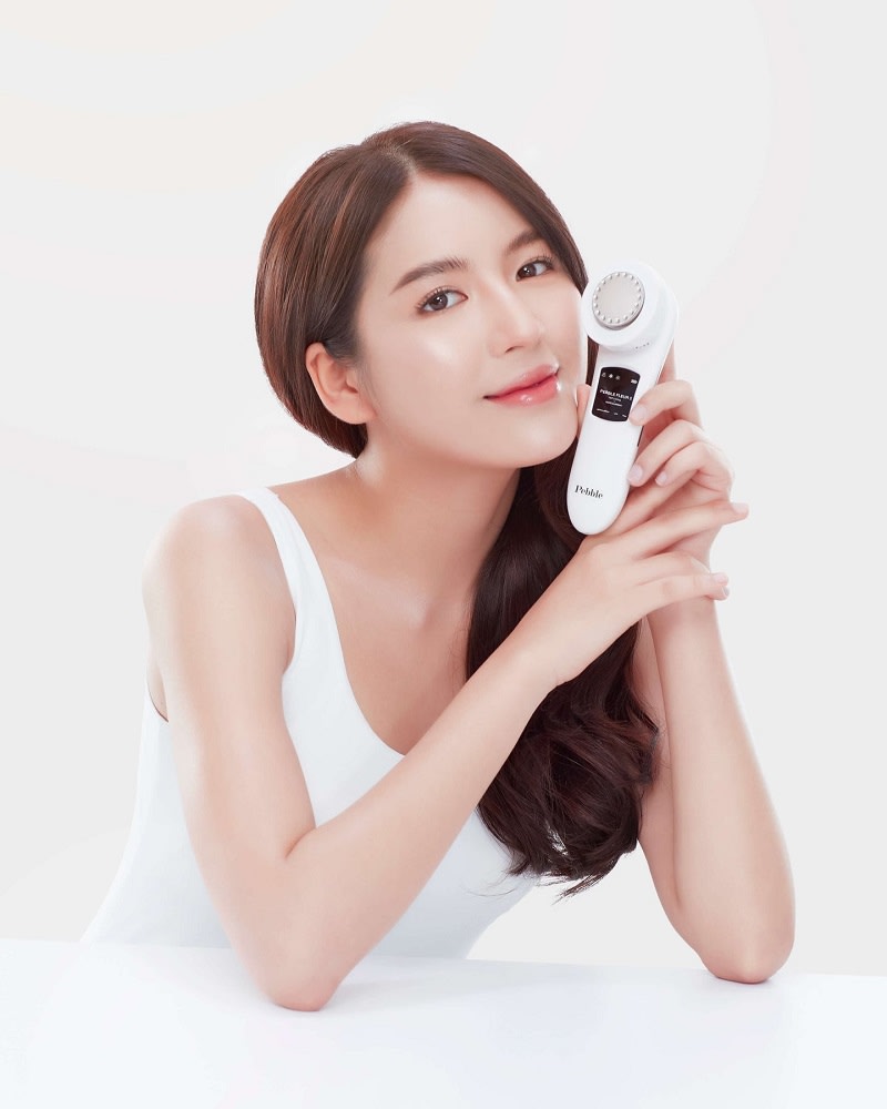 Review máy chăm sóc da Pebble Fleur có tốt không? Mua máy Pebble Fleur giá bao nhiêu?