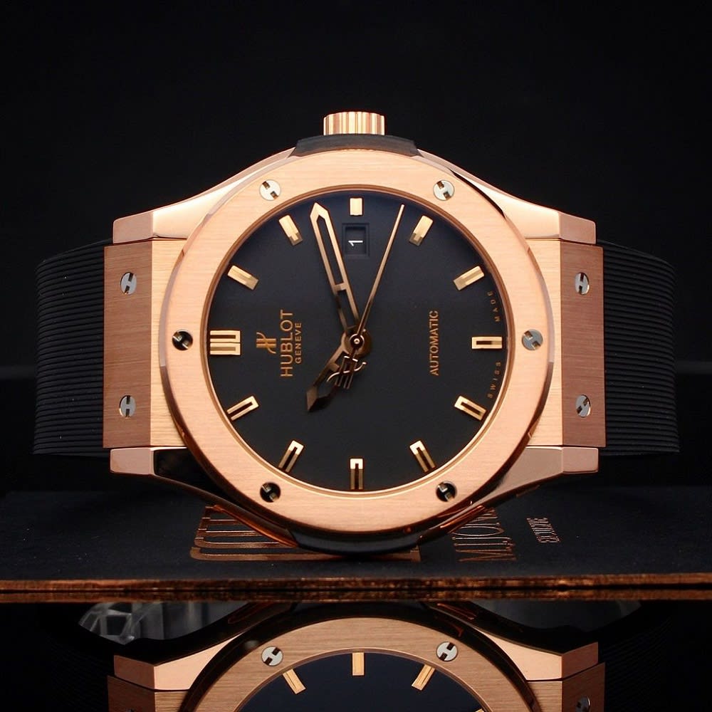 Kinh nghiệm mua đồng hồ Hublot - Cách check Hublot chính hãng