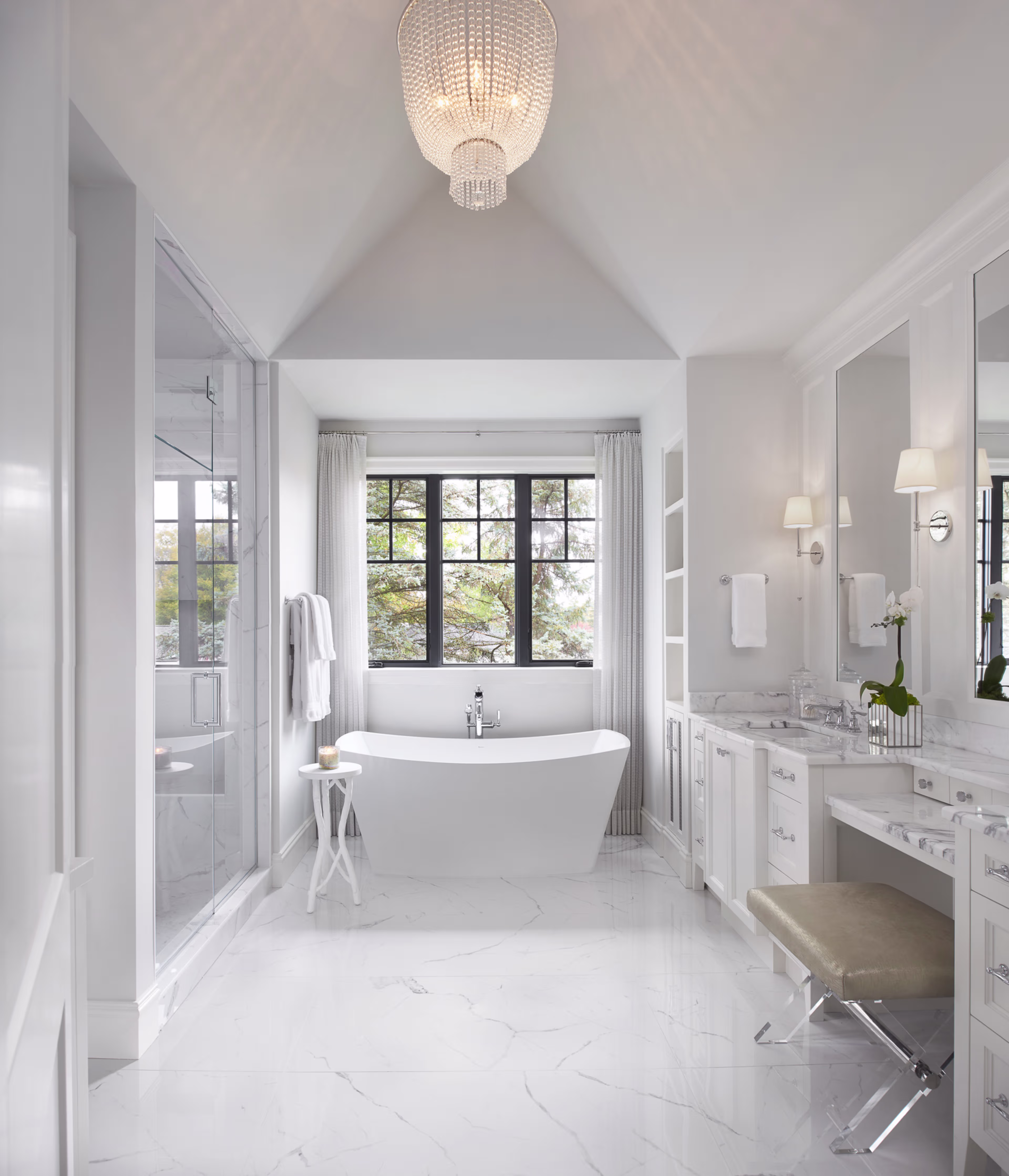 Lake Park Primary Bath