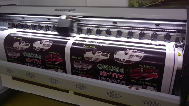 Tarpaulin Printing & Digital Sticker Image
