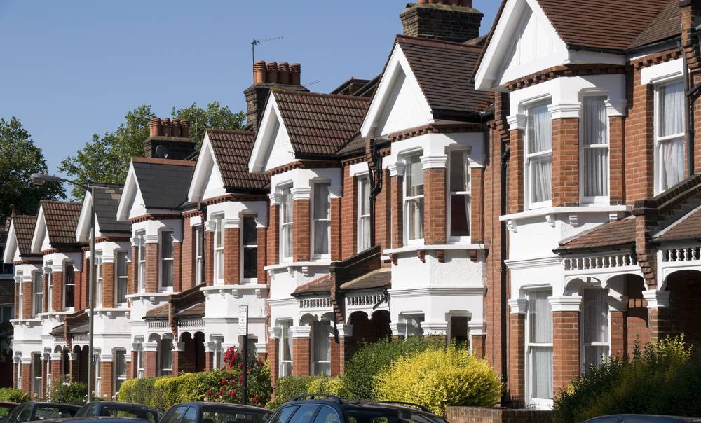 LANDLORDS: WHY YOU NEED AN AGENT TO RENT OUT YOUR PROPERTY NOW
