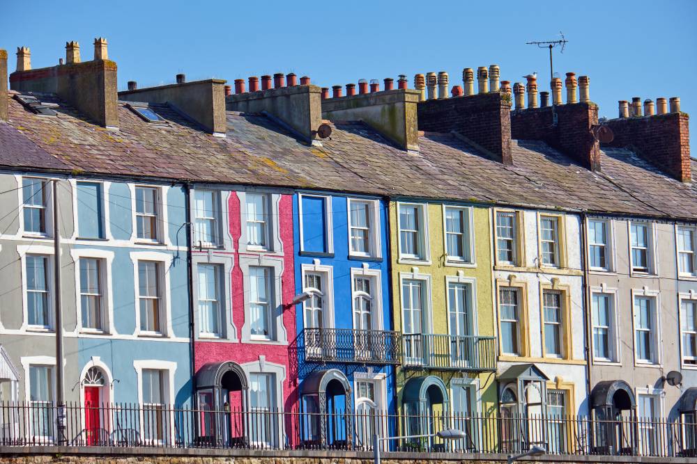 4 STEPS TO FINDING YOUR FIRST HOME