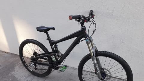 Bicicleta Enduro Diamondback Mission 3