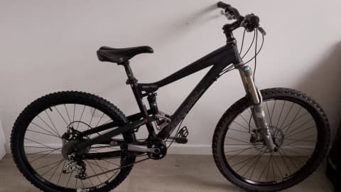 Bicicleta Enduro Diamondback Mission 3