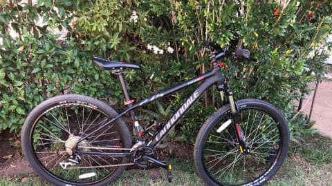 Bicicleta Mountain Bike Cannondale Trail 6