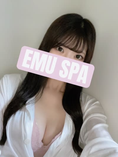 中谷ここな