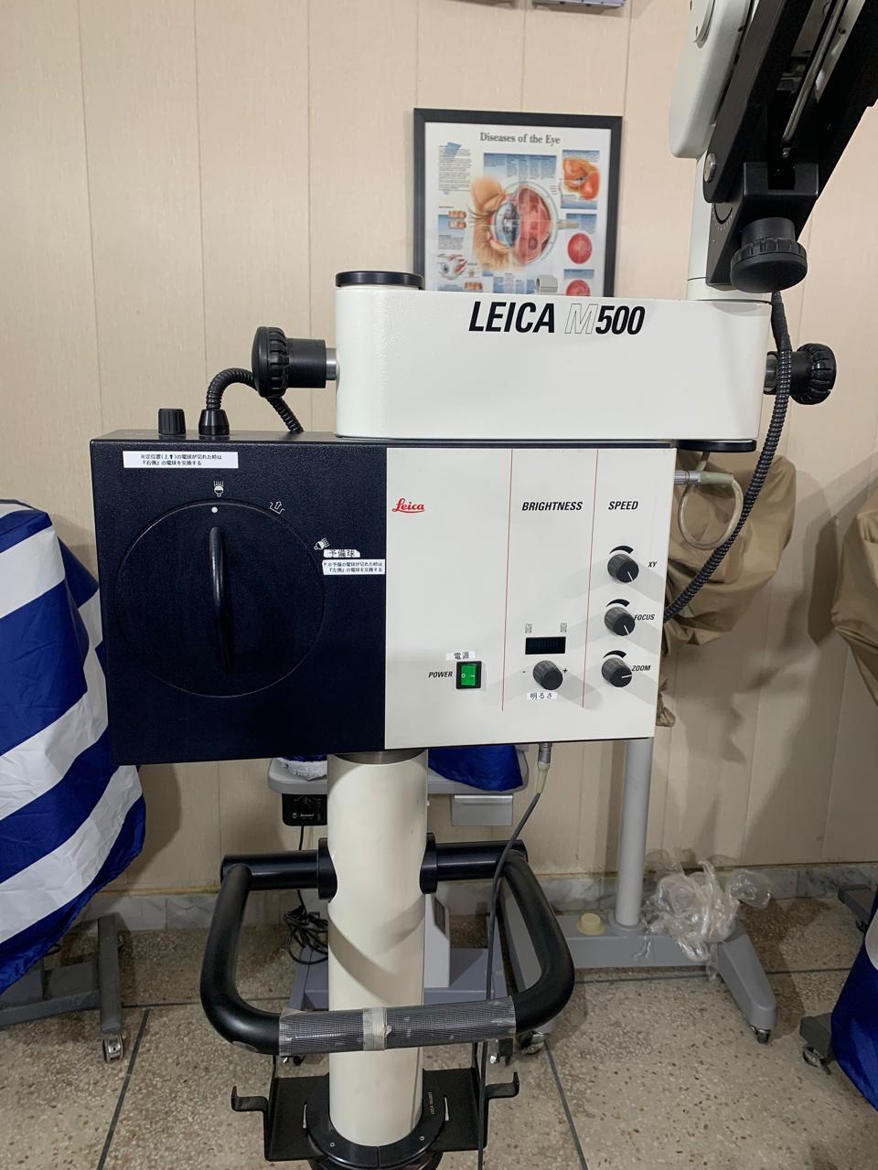 Leica M500 Operating Microscope