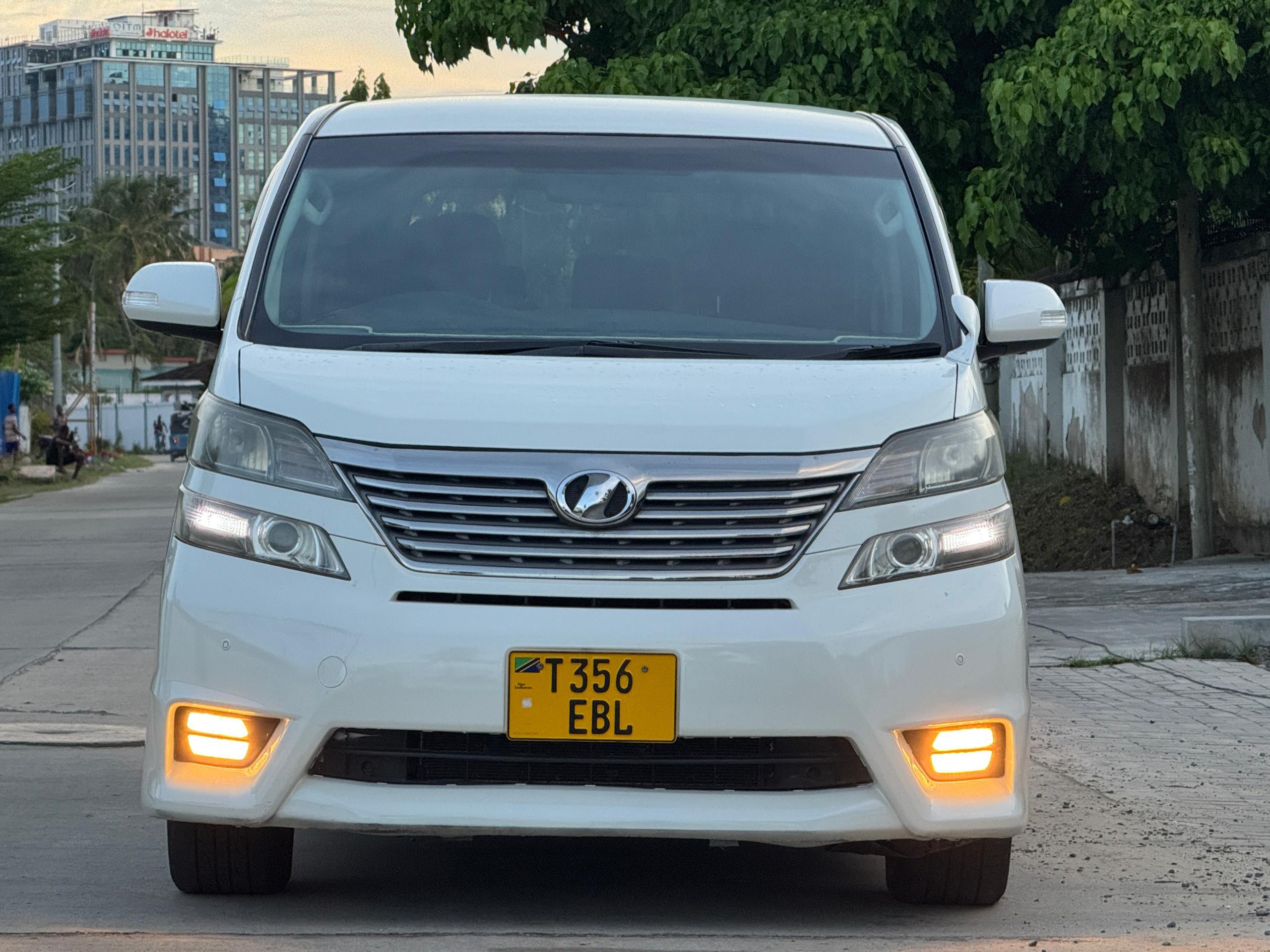 Vellfire 2009