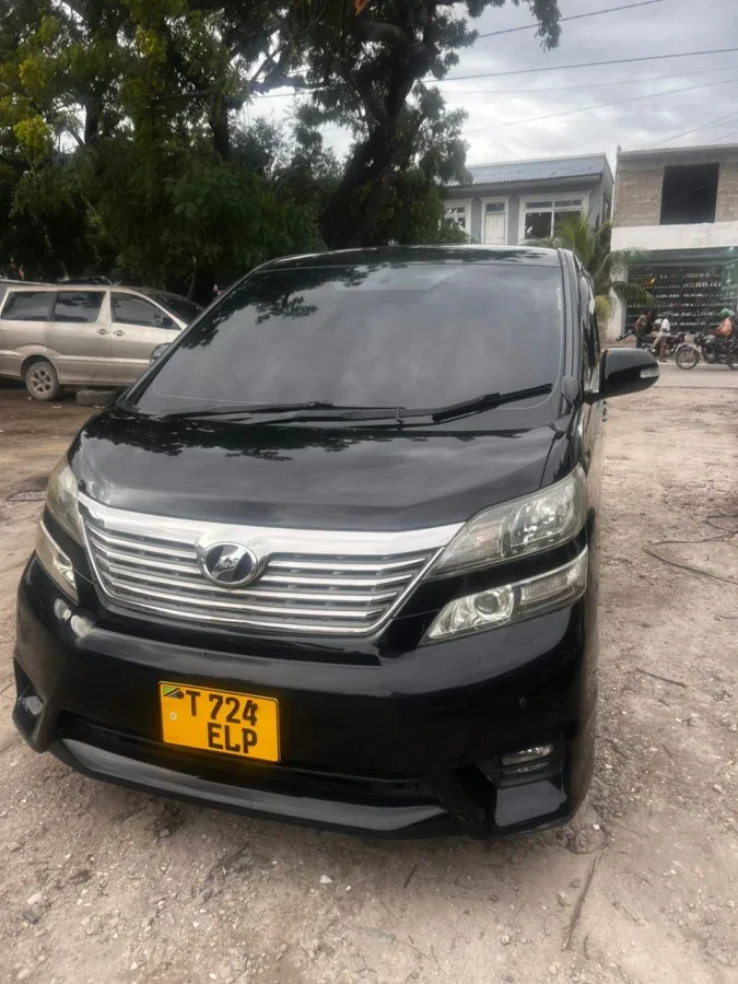 Vellfire 2010