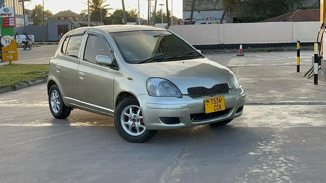 Vitz 2003