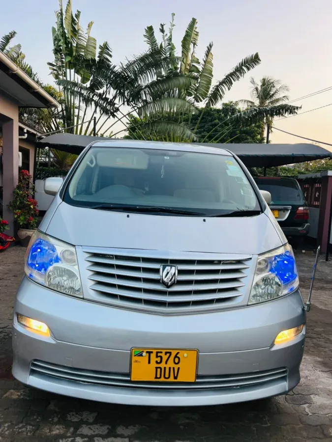 Alphard 2005