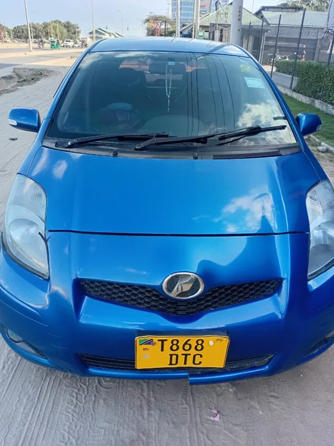 Vitz 2008