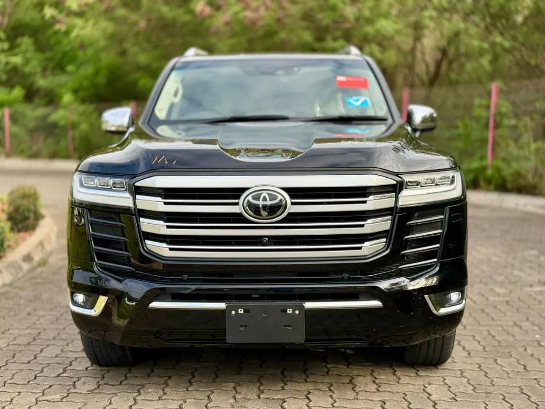Land Cruiser 2024