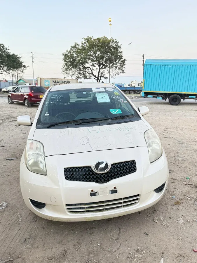 Vitz 2006