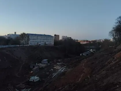 «Нарушает права». Нижегородцы выступили против строительства дороги под окнами