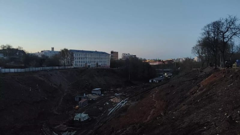 «Нарушает права». Нижегородцы выступили против строительства дороги под окнами
