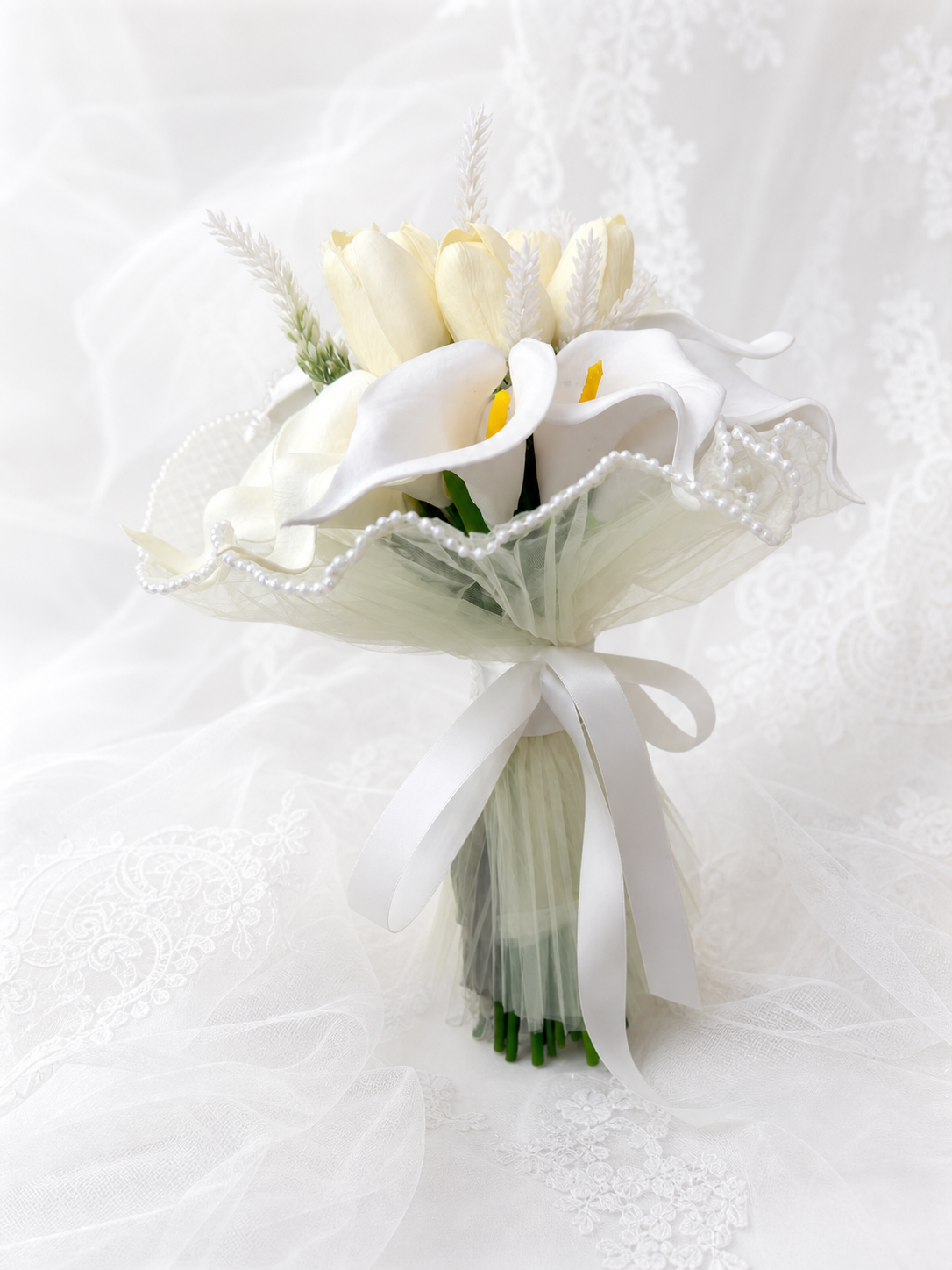 Ivory Calla Bouquet