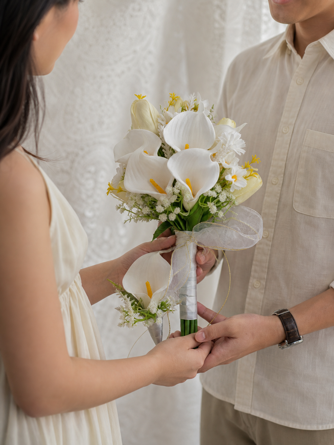 Ivory Calla Bouquet thumbnail 4
