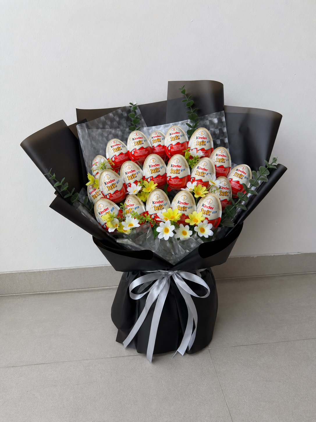 Midnight Joy Snack Bouquet thumbnail 3