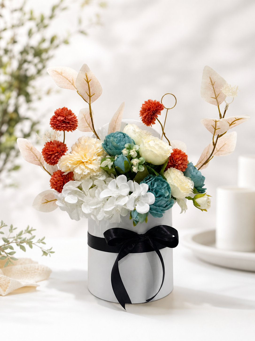 Opaline Garden Table Arrangement
