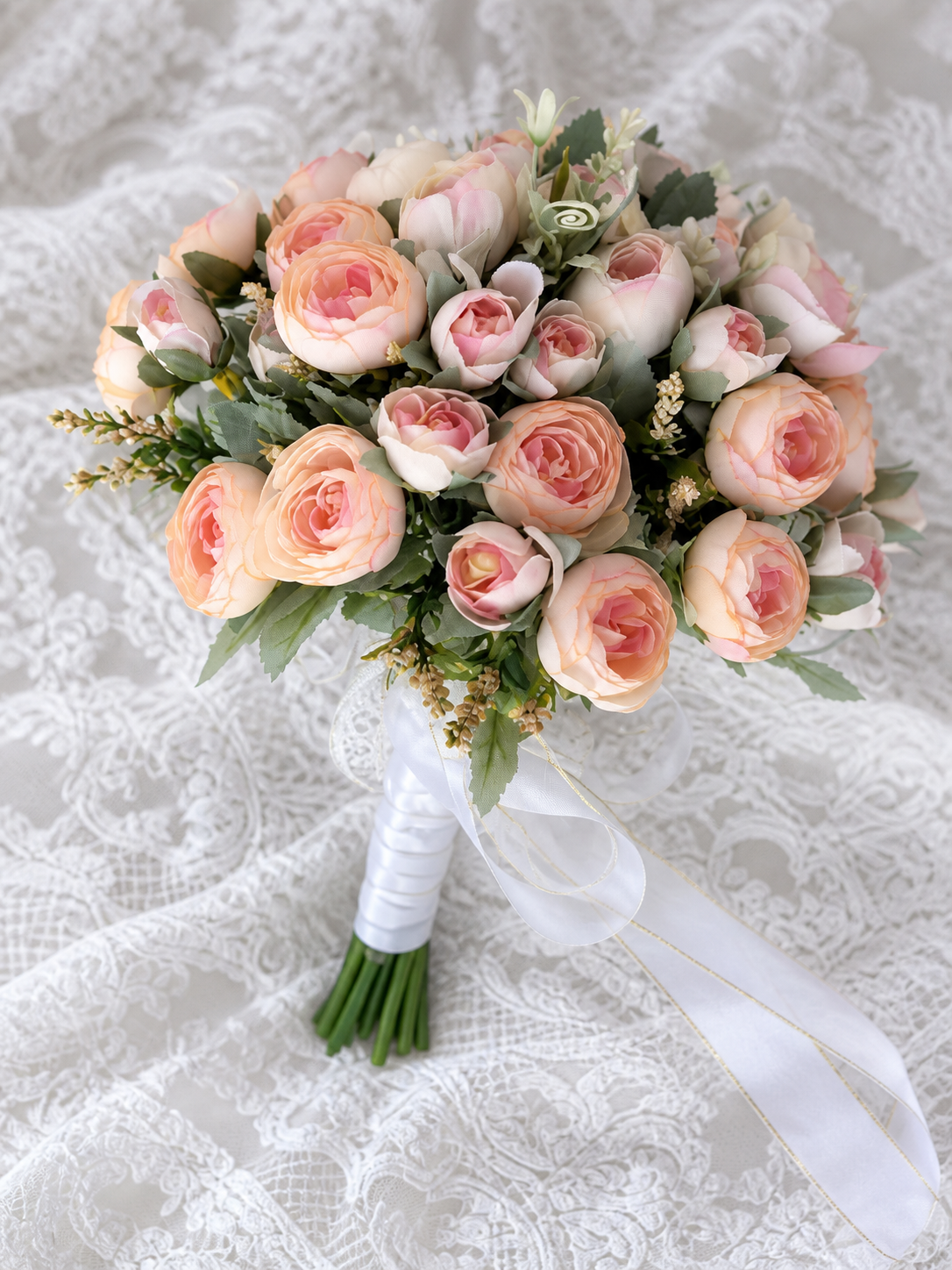 Peach Lace Bouquet thumbnail 2