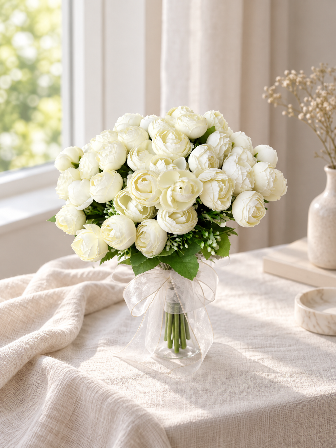 Ivory Garden Bouquet thumbnail 5