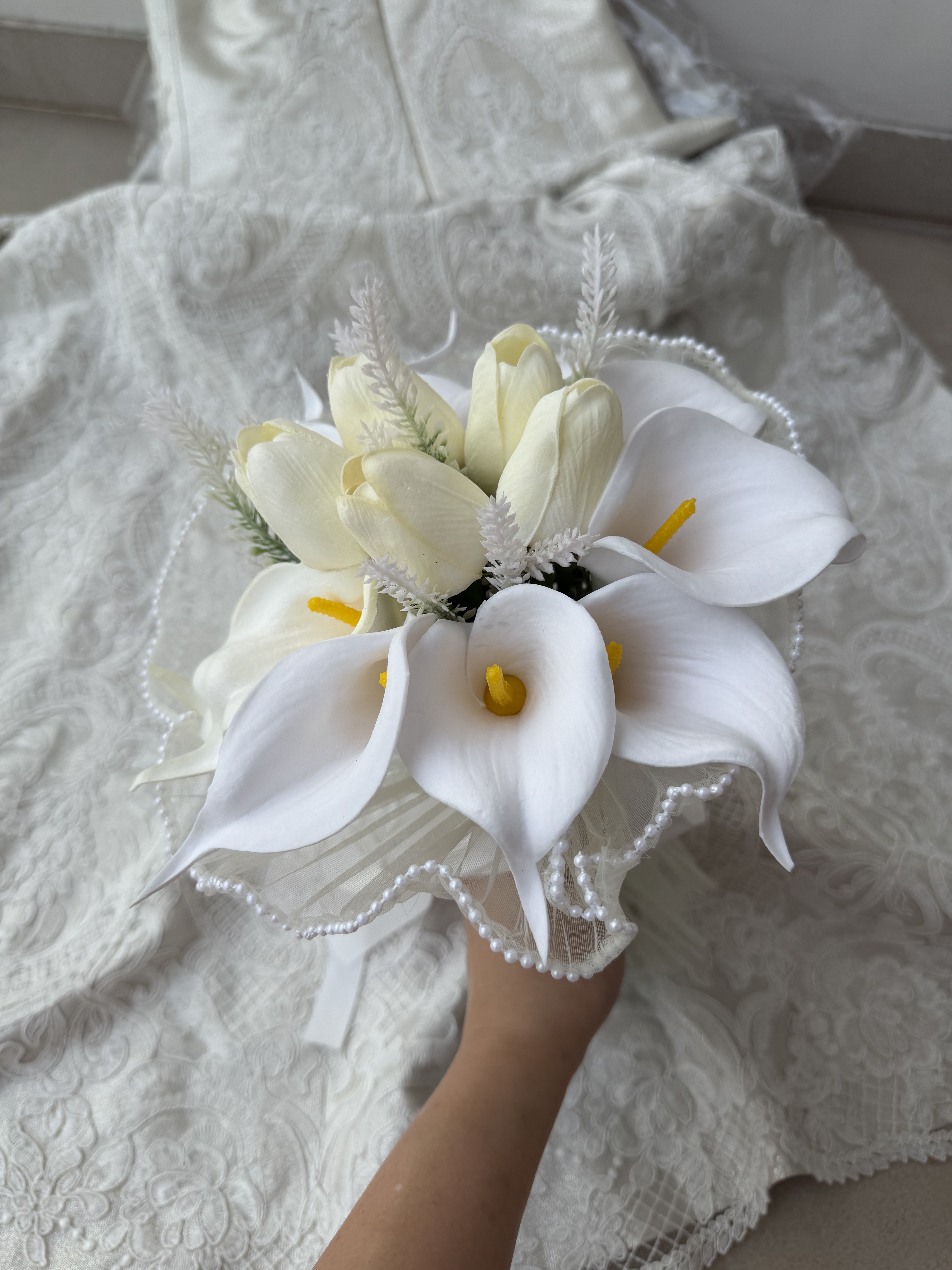 Ivory Pearl Corsage thumbnail 6