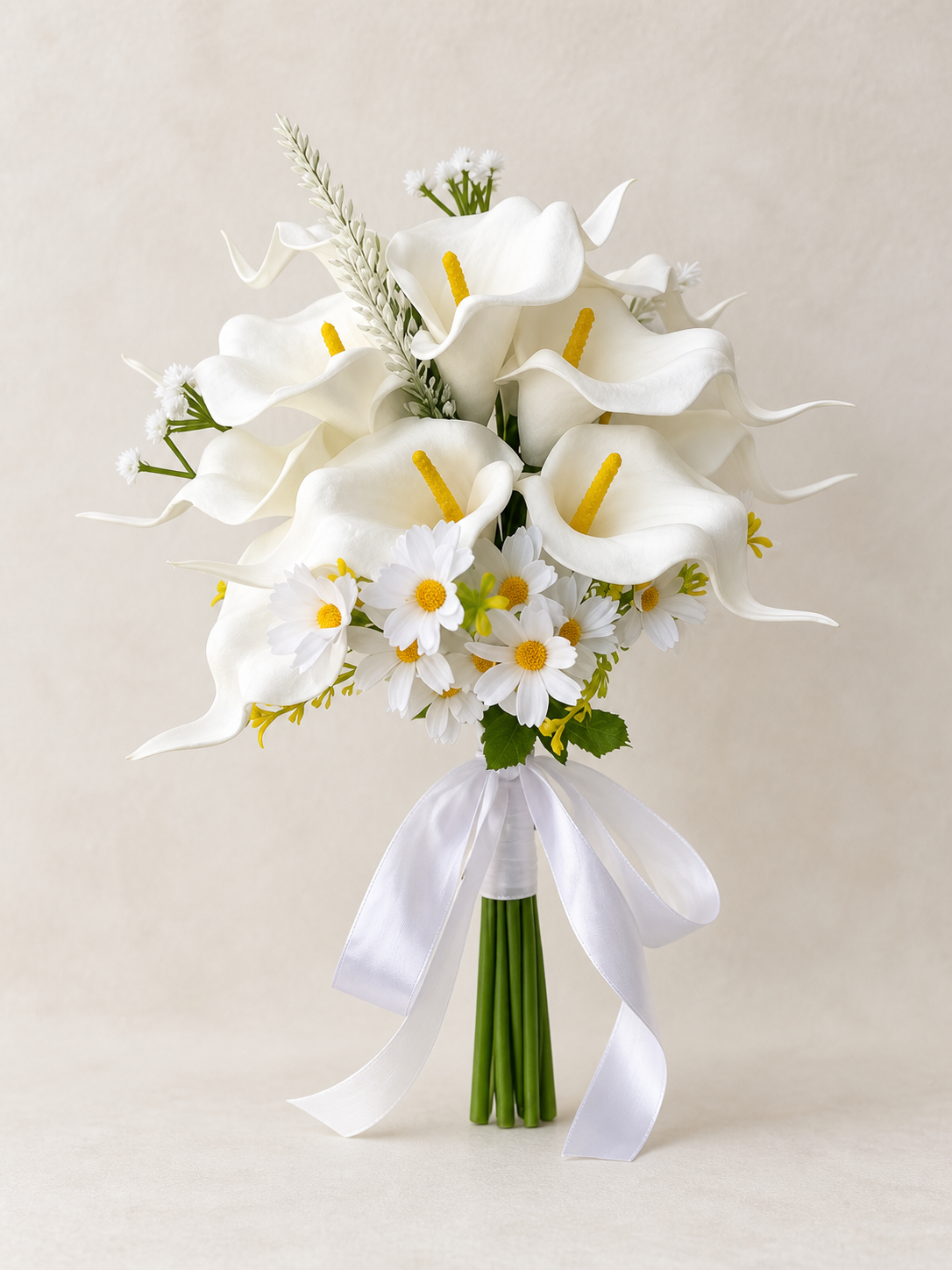 Ivory Garden Bouquet thumbnail 3