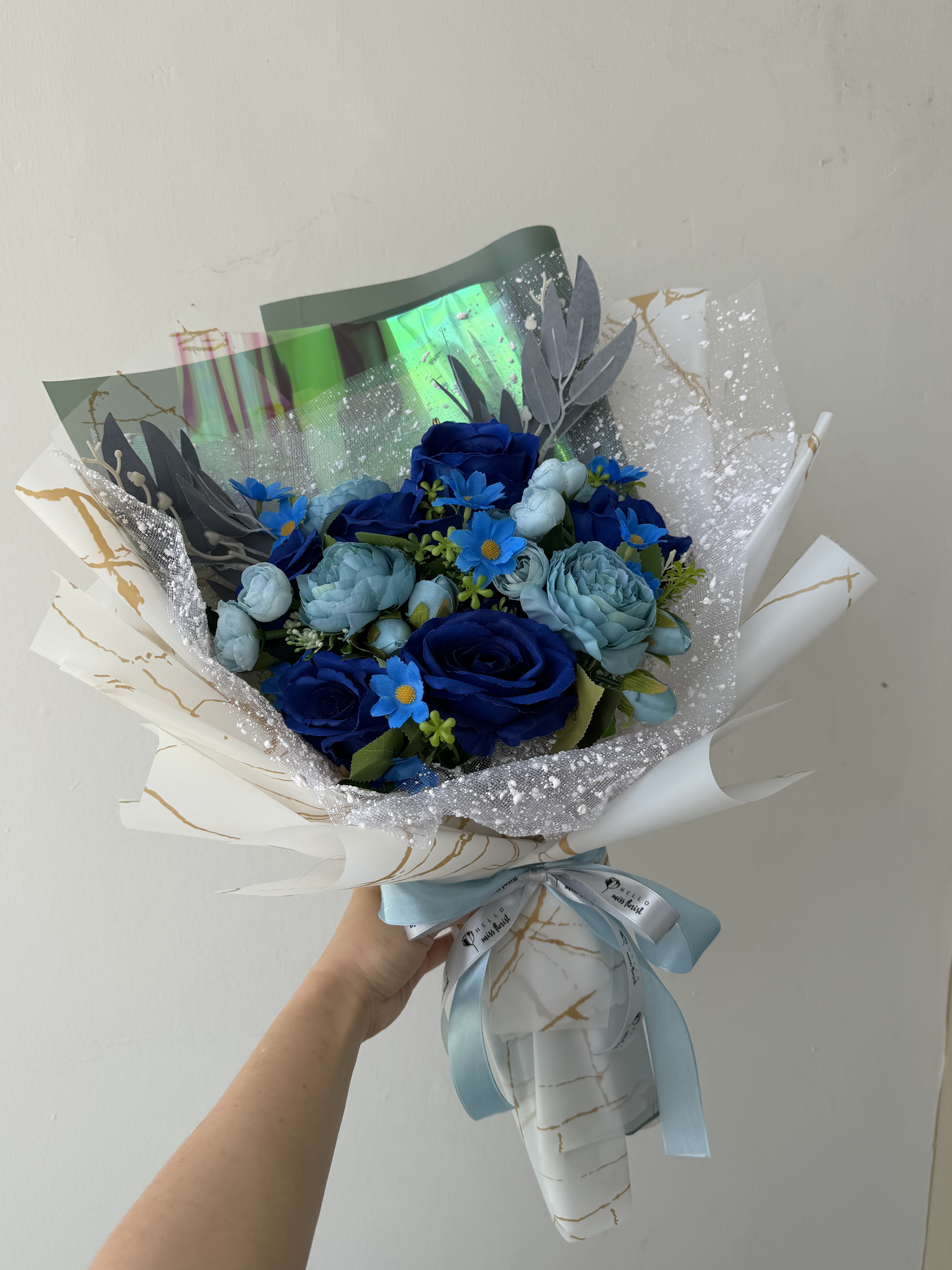 Azure Velvet Bouquet thumbnail 6