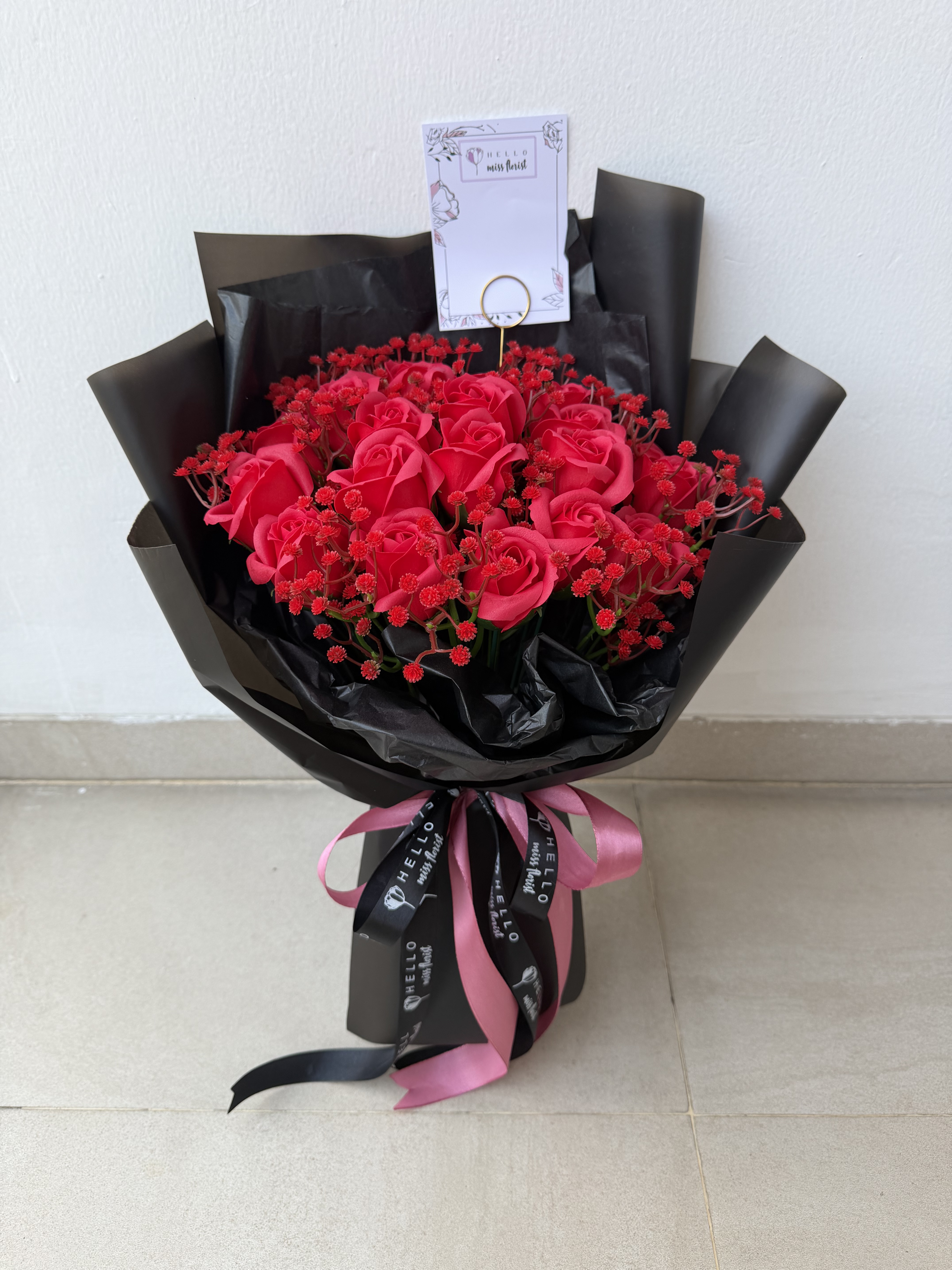 Crimson Velvet Bouquet thumbnail 6