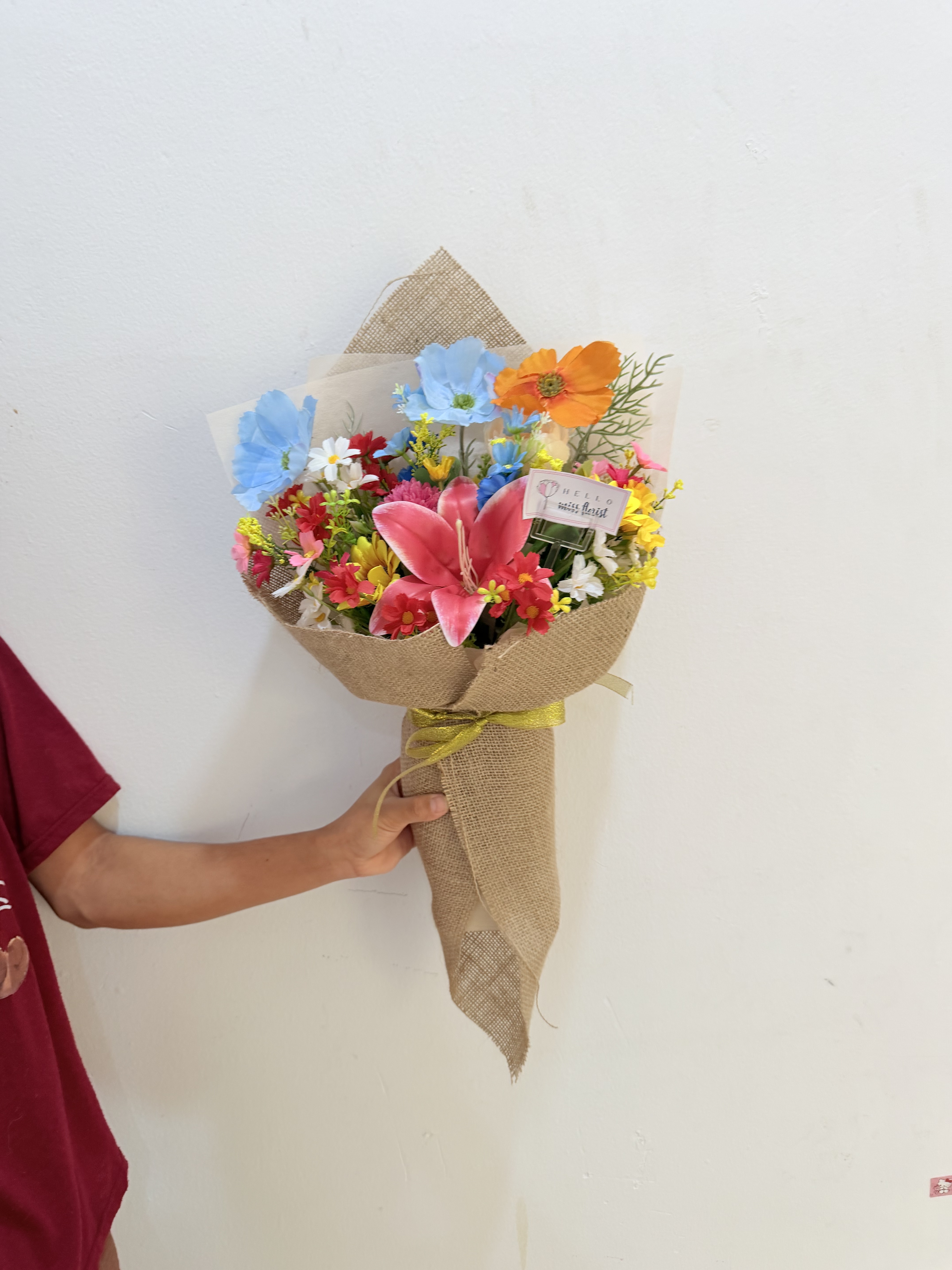 Prismatic Garden Bouquet thumbnail 6