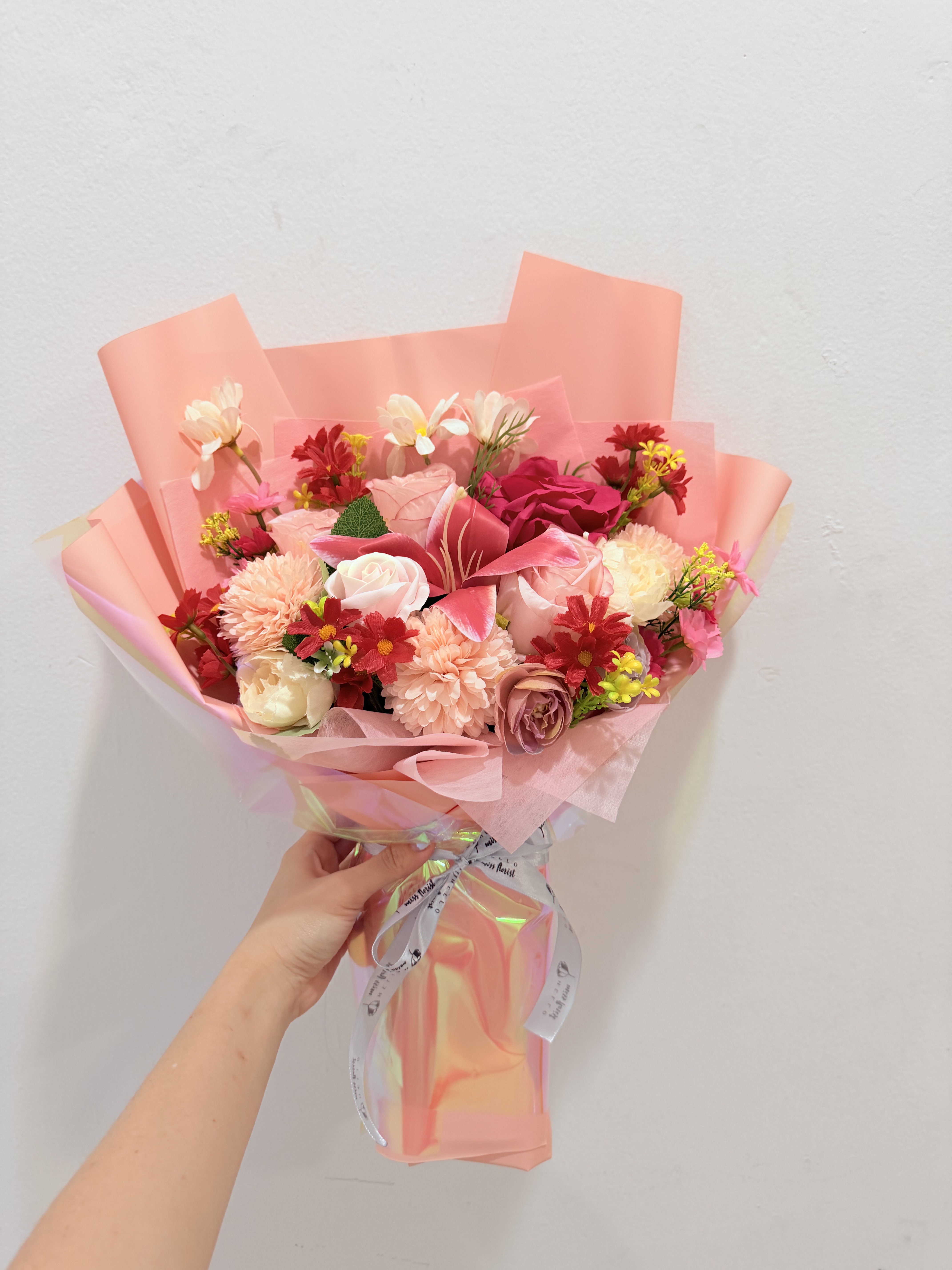 Blush Prismatic Bouquet thumbnail 6
