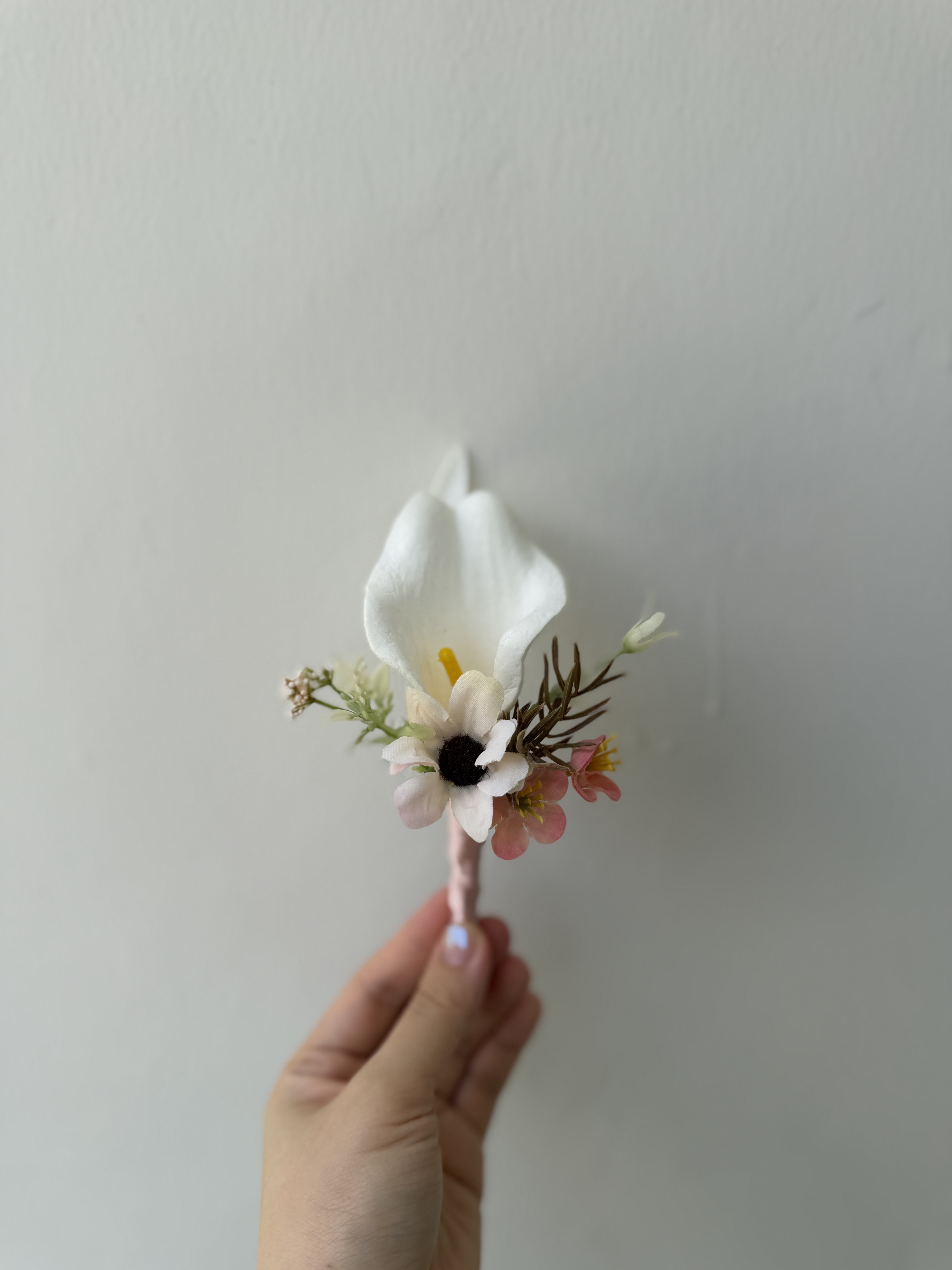 Ivory Blush Corsage thumbnail 6