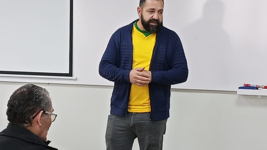 Capa — A classe trabalhadora precisa ocupar os espaços de decisão!